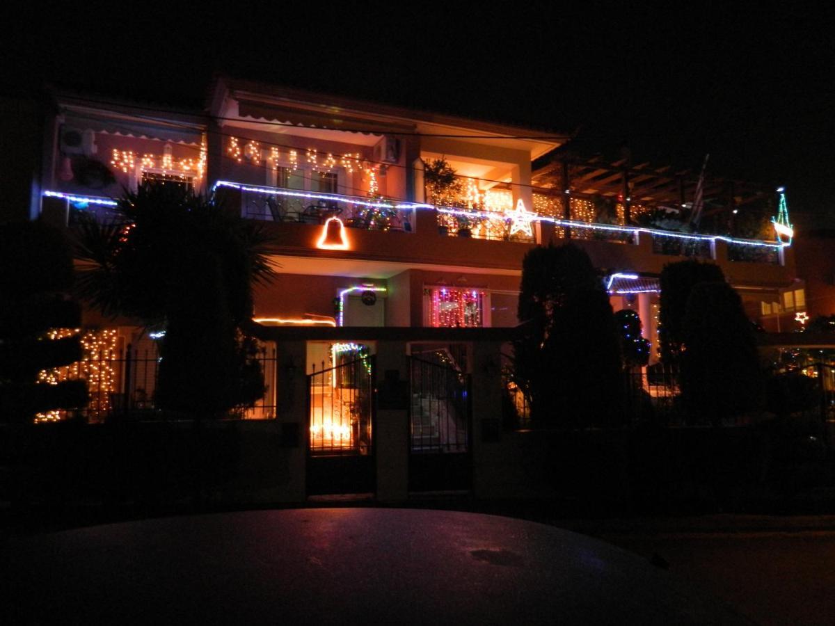 Stella'S Home Glyka Nera Exterior photo